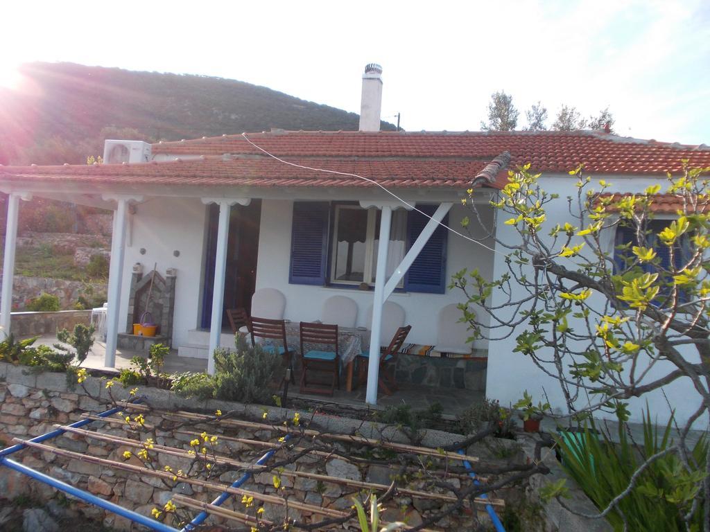 Villa Mourtero House à Kalamakia Chambre photo