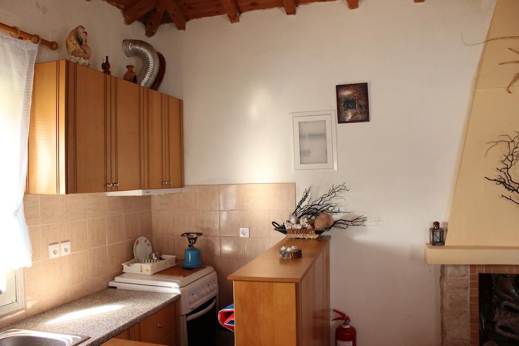 Villa Mourtero House à Kalamakia Chambre photo