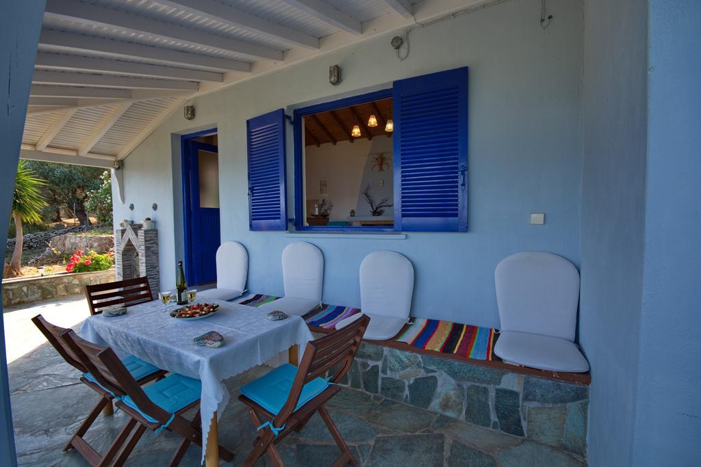 Villa Mourtero House à Kalamakia Extérieur photo